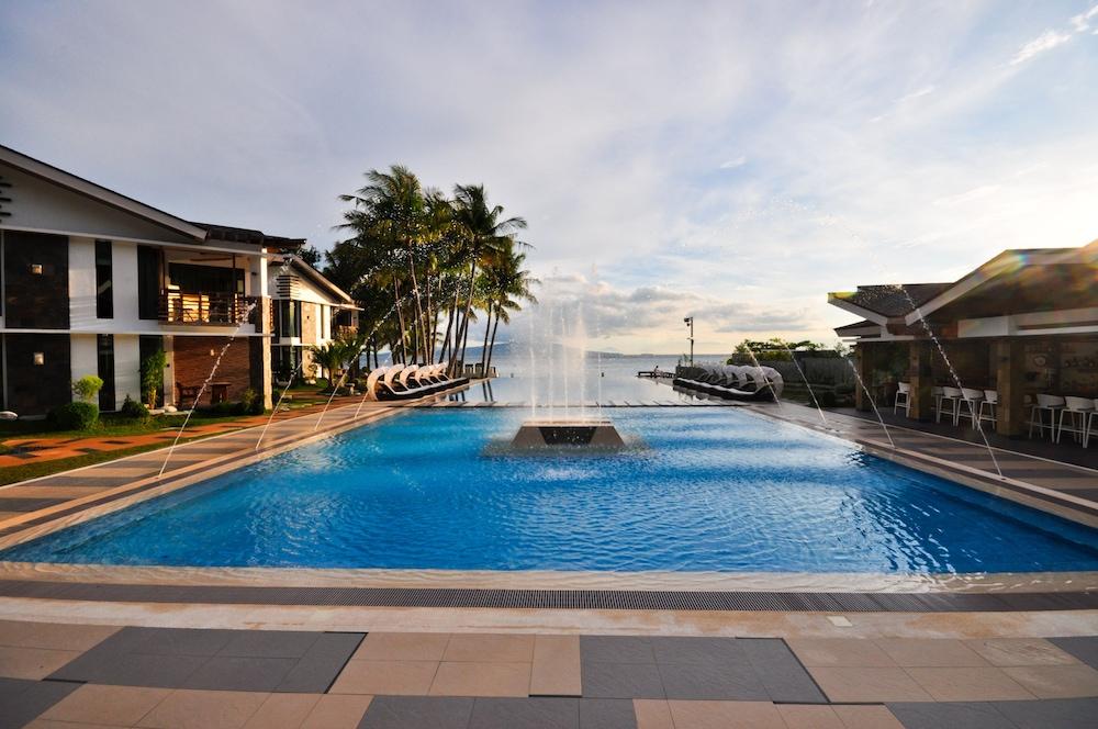 Infinity Resort Puerto Galera Exterior foto