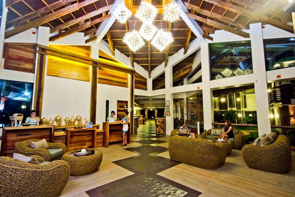 Infinity Resort Puerto Galera Exterior foto
